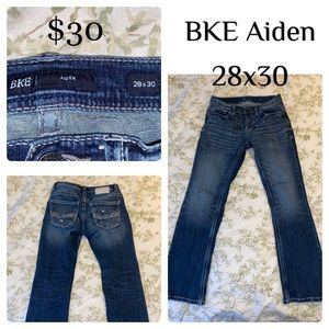 BKE Aiden 28x30